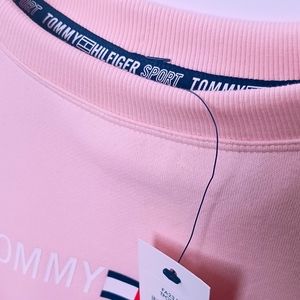 💕Pink Tommy Hillfiger Sweater